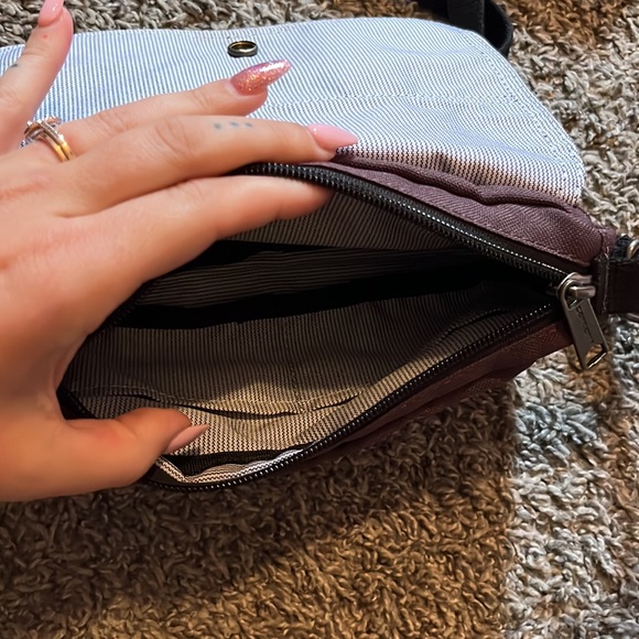 Carhartt crossbody - Picture 4 of 4